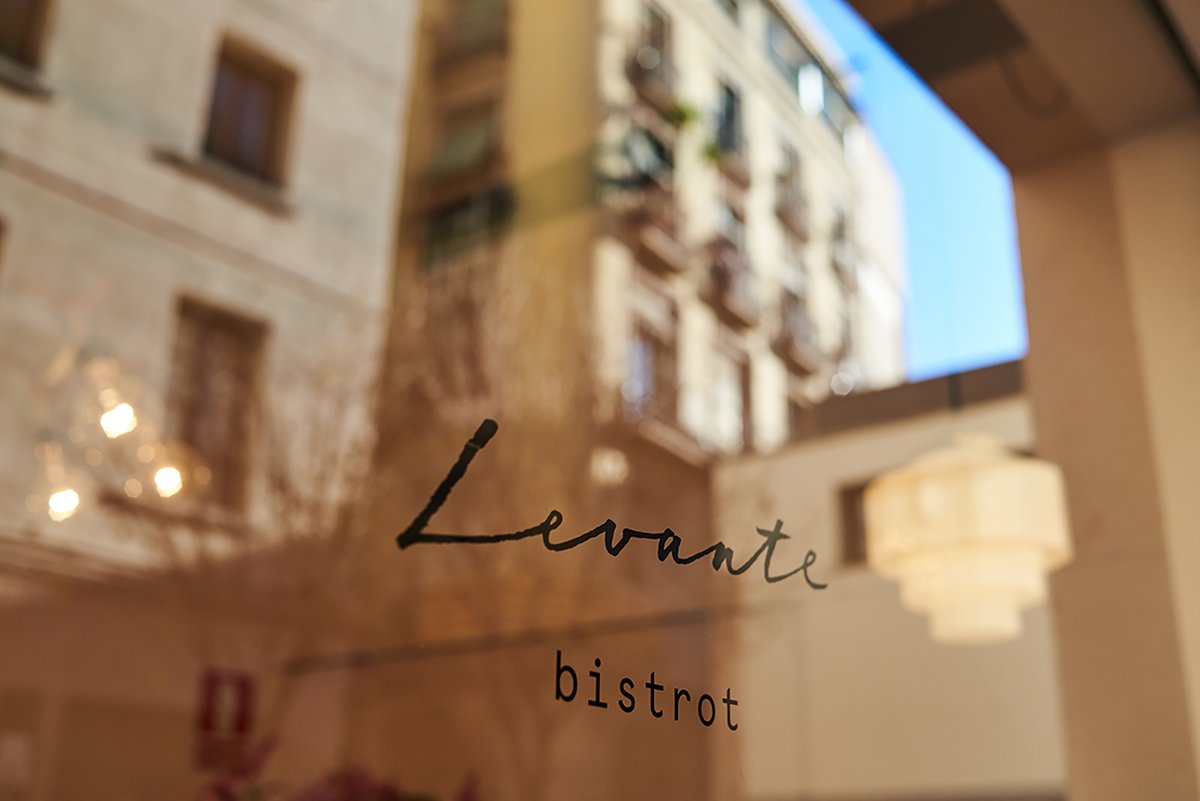 LEVANTE 餐厅vi品牌店面图形设计赏析，vi设计，品牌vi设计，餐厅vi设计，图形设计，餐厅品牌vi设计，品牌包装设计，深圳vi设计，左右格局