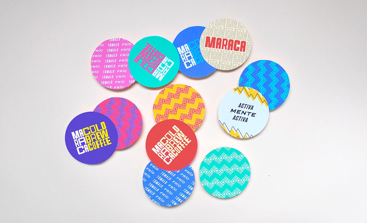 冷咖啡 Maraca 品牌vi设计及插图包装的应用案例，vi设计，包装vi设计，冷咖啡品牌vi设计，餐饮vi设计，品牌包装vi设计，品牌vi设计，vi品牌策划，深圳vi设计，左右格局